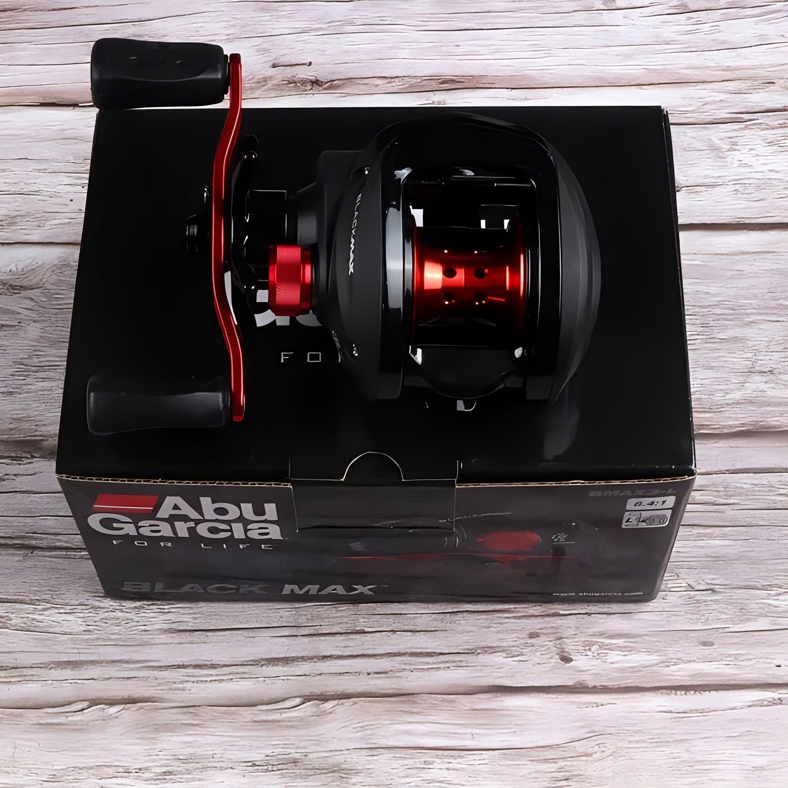 Carretilha Abu Garcia Black Max3 Drag 8kg Com 4 Rolamentos de Aço Inoxidável